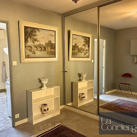 Appartement Le Cadre Doré - Parking - Poitierscentre - Laconciergerie - *