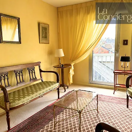 Apartmán Le Cadre Dore - Parking - Poitierscentre - Laconciergerie -