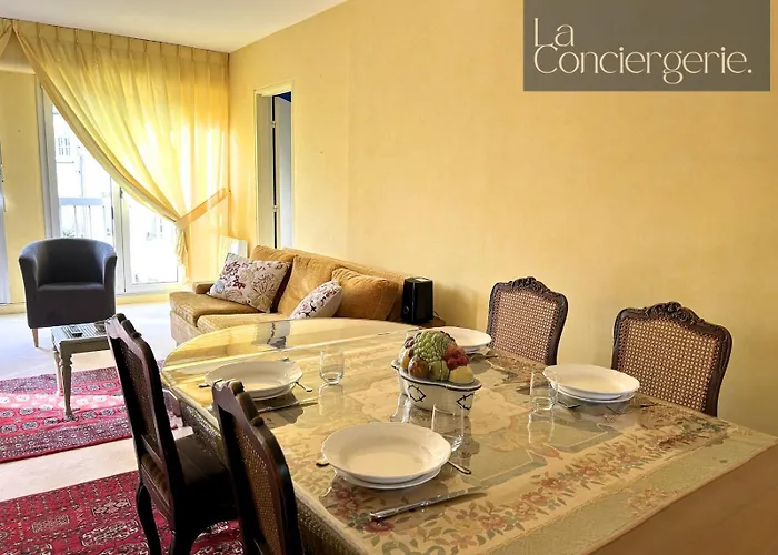 Le Cadre Doré - Parking - Poitierscentre - Laconciergerie - *